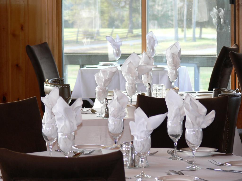 Eganridge Resort, Golf Club & Spa Bobcaygeon Exterior foto