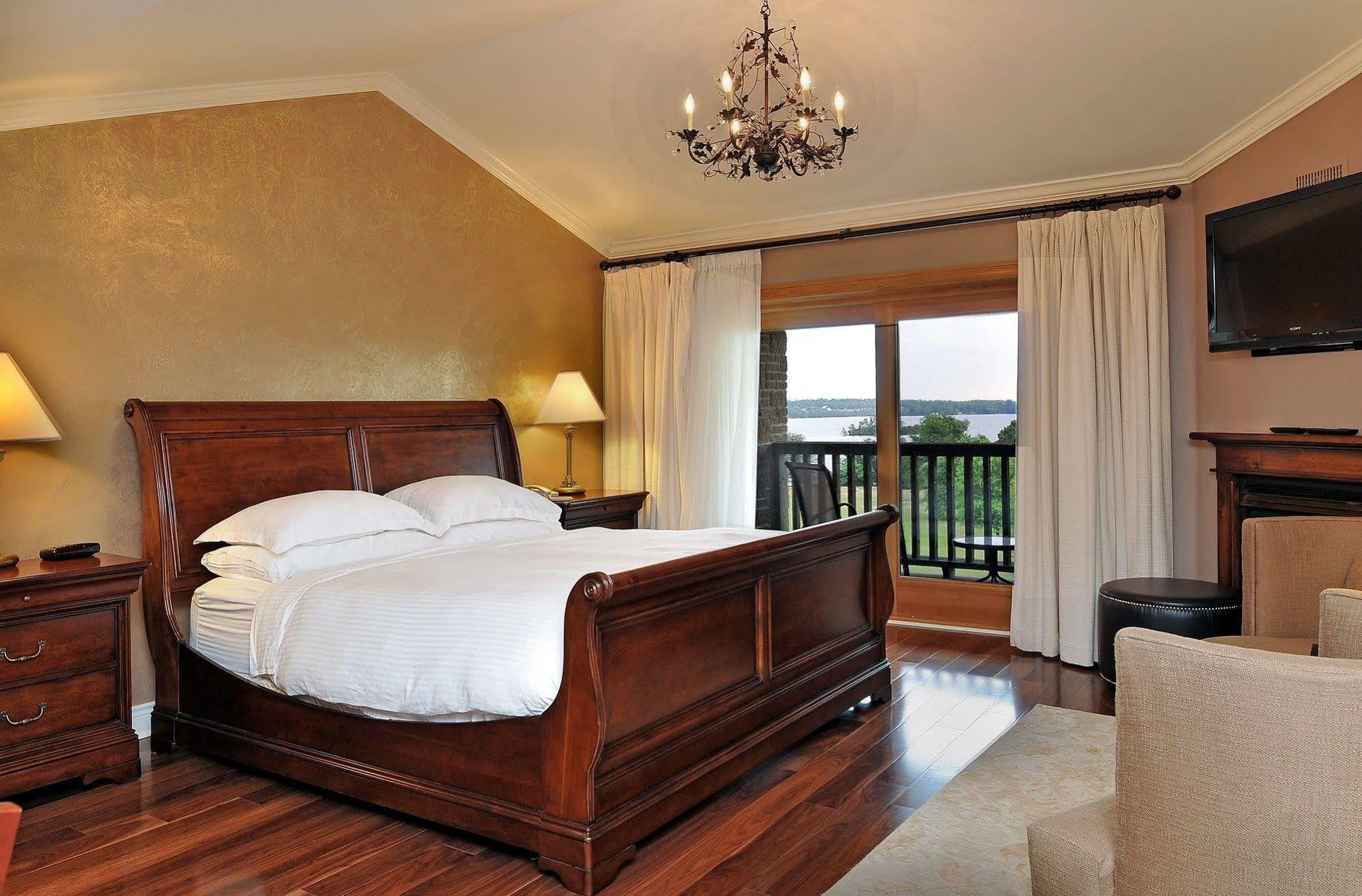 Eganridge Resort, Golf Club & Spa Bobcaygeon Exterior foto