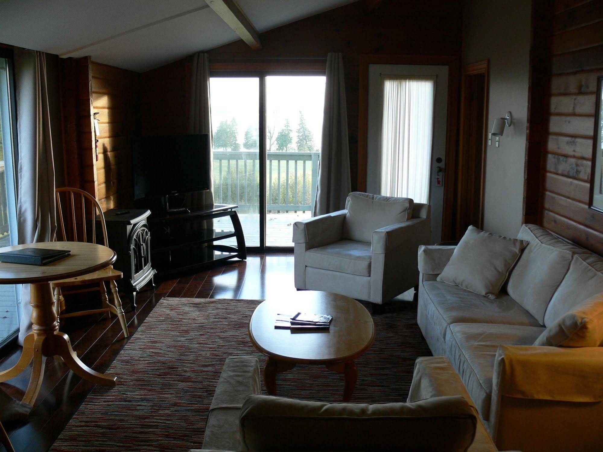 Eganridge Resort, Golf Club & Spa Bobcaygeon Exterior foto