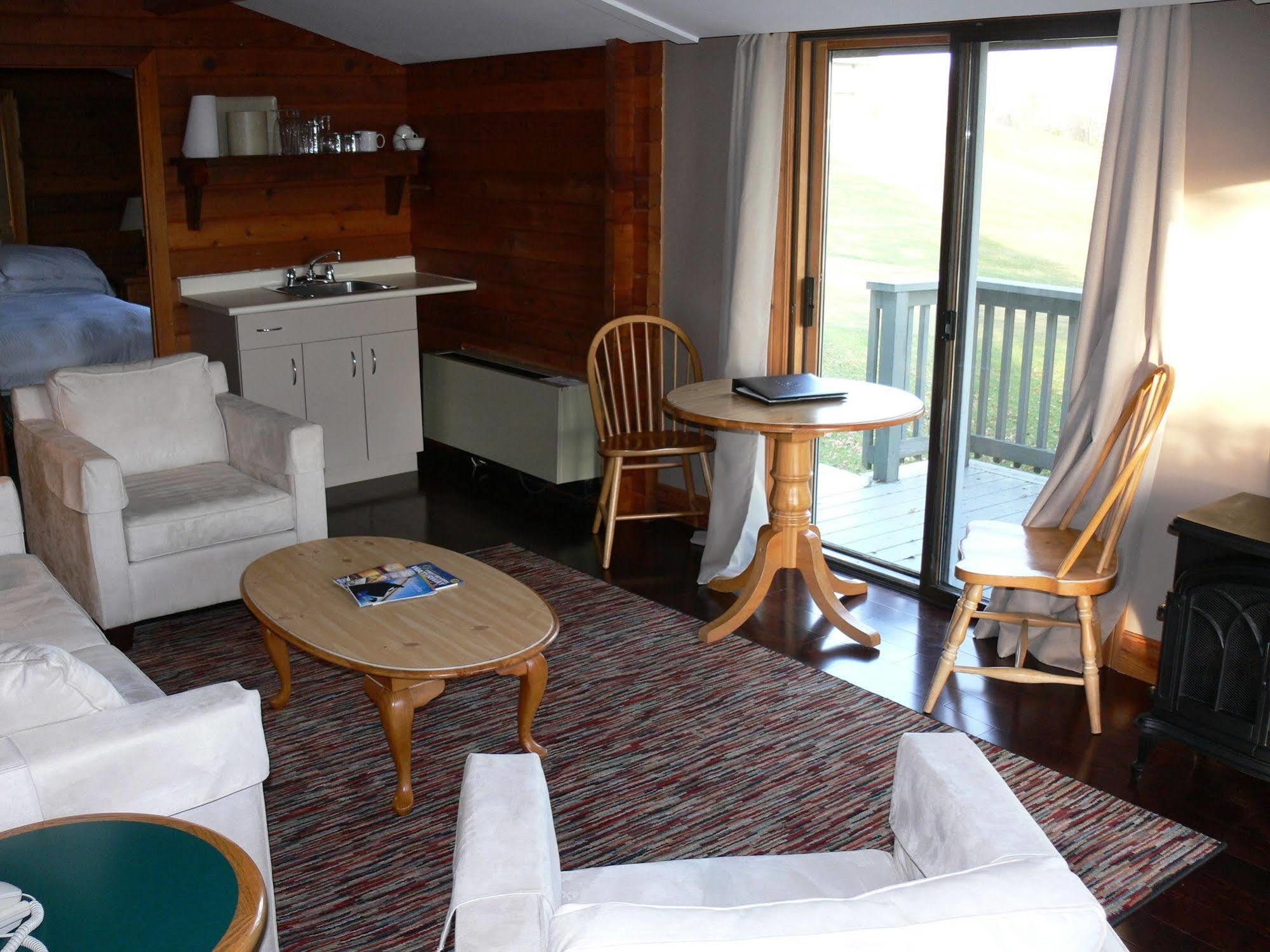 Eganridge Resort, Golf Club & Spa Bobcaygeon Exterior foto