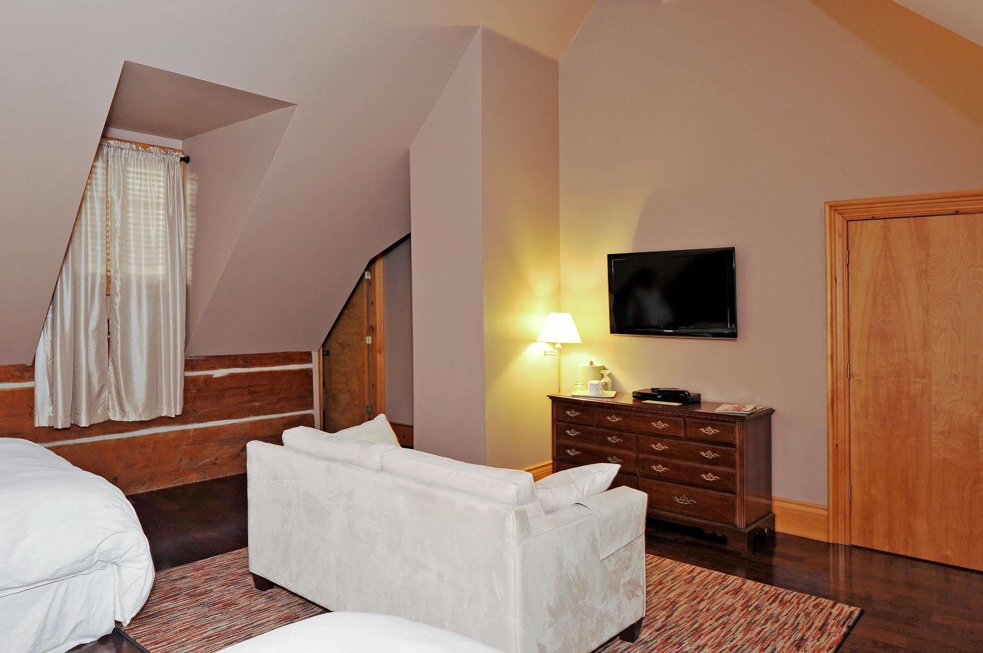 Eganridge Resort, Golf Club & Spa Bobcaygeon Exterior foto